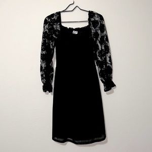 Lace sleeve dress